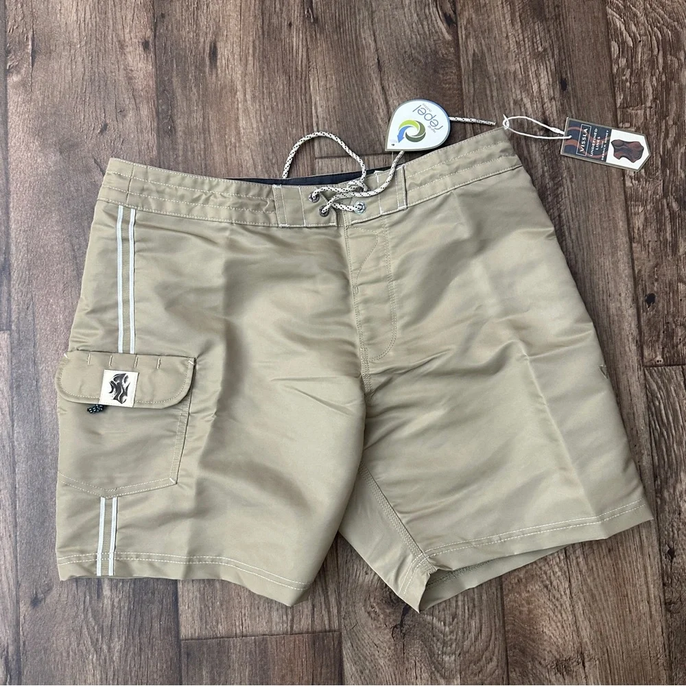Vissla Nylon Summer Swim Shorts Men’s Size 33 Khaki